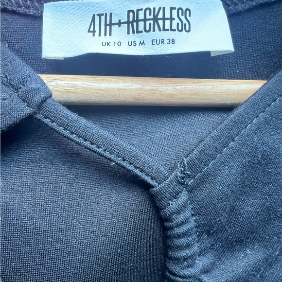 4th & Reckless Lara Cut Out Detail Black Bodysuit Size M - Picture 9 of 10